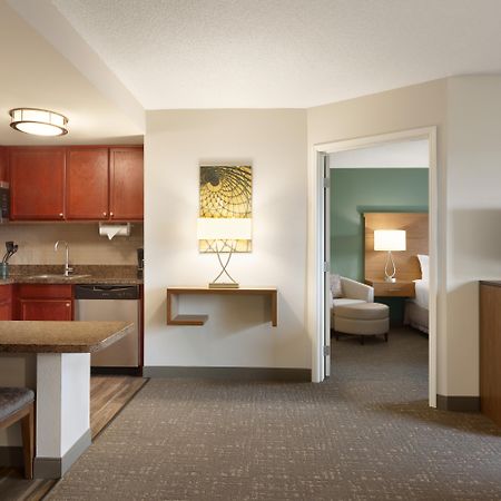Staybridge Suites Tampa East- Brandon By Ihg Mango Ngoại thất bức ảnh