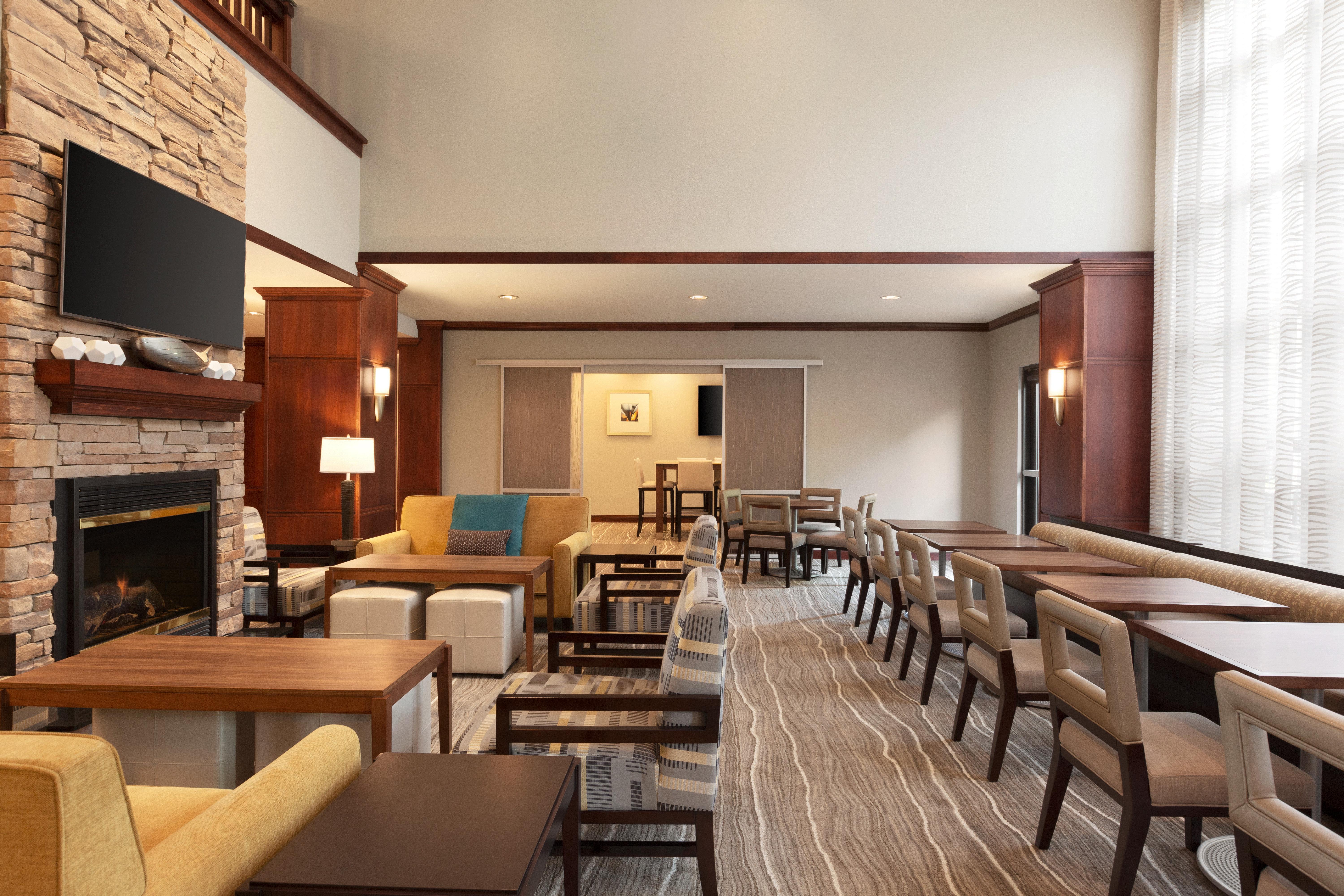 Staybridge Suites Tampa East- Brandon By Ihg Mango Ngoại thất bức ảnh