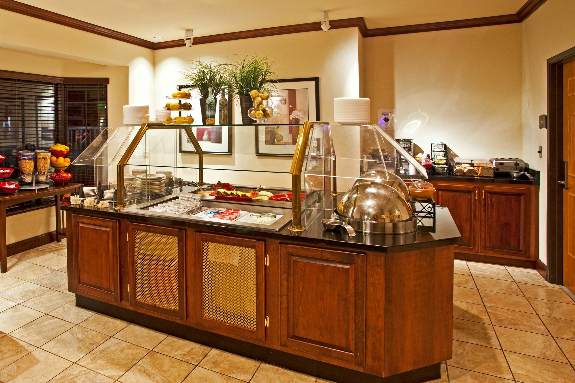 Staybridge Suites Tampa East- Brandon By Ihg Mango Ngoại thất bức ảnh