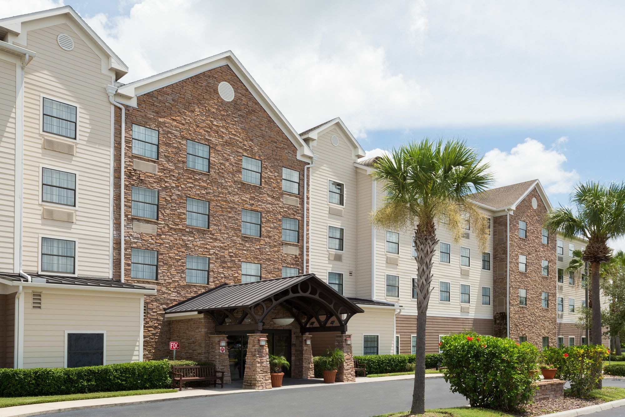 Staybridge Suites Tampa East- Brandon By Ihg Mango Ngoại thất bức ảnh